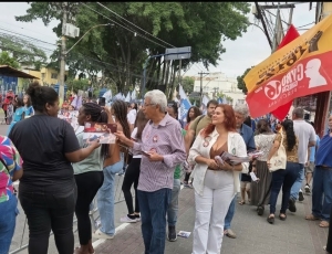 Cyro Garcia realiza caminhada no aniversário de São Gonçalo