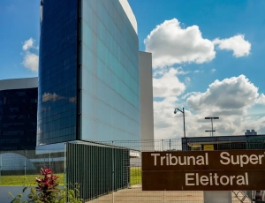 TSE irá julgar decisão que barrou postagens sobre Nossa Senhora