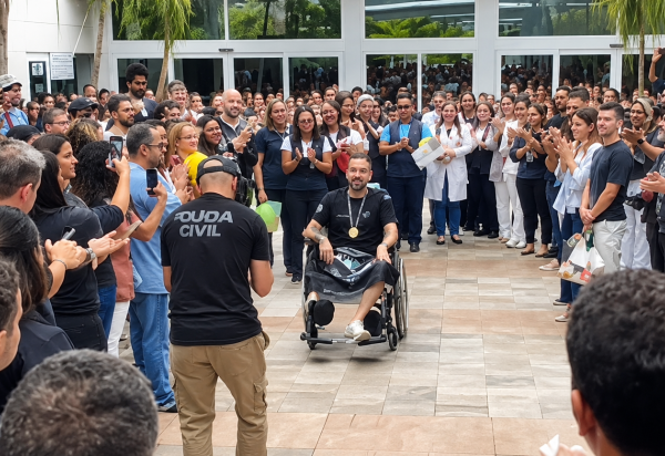Herói da Megaoperação Contenção, Bernardo Leal desponta como fenômeno eleitoral na Baixada e na capital