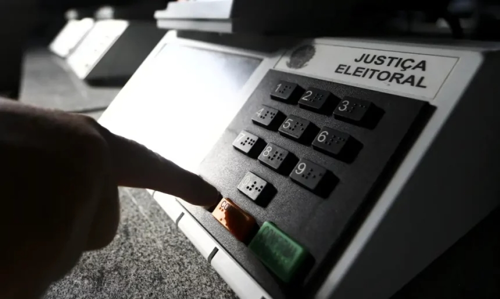 Palácio Tiradentes recebe 27 caras novas na maior renovação recente da Casa. Só 43 dos 60 deputados que tentaram permanecer na Alerj conseguiram a reeleição