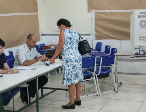 Seis estados e o DF terão segundo turno para governador