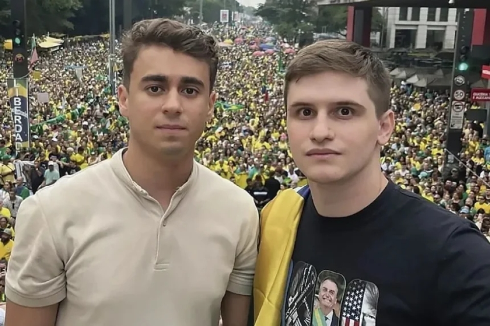  Onda bolsonarista voltou: Nikolas e Pavanato batem recorde nas urnas
