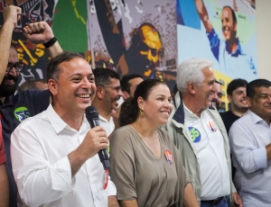 Prefeito Rodrigo Neves reúne frente ampla em Niterói para mobilização no segundo turno