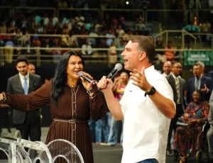Flávio passa domingo reunido com prefeitos e vereadores de São Paulo