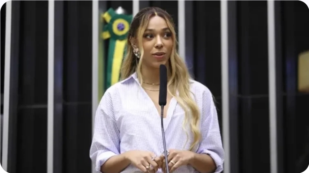 Psol sem Fundo Eleitoral: Erika Hilton diz que PSOL cometeu erro estratégico na campanha e admite chance de sair e ir para o PT