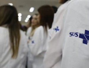 Registro profissional de sanitaristas avança e tem início a emissão das carteiras