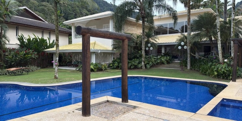 Cobertura de R$ 22 milhões em Niterói, mansão em Itaipava e casa com piscina em Angra: conheça os imóveis de alvos da PF na Operação Unha e Carne