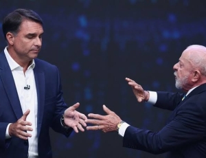 Debate: Flávio e Lula trocam acusações sobre licença-maternidade, caso Roberta Lucinga e investigações da Polícia Federal