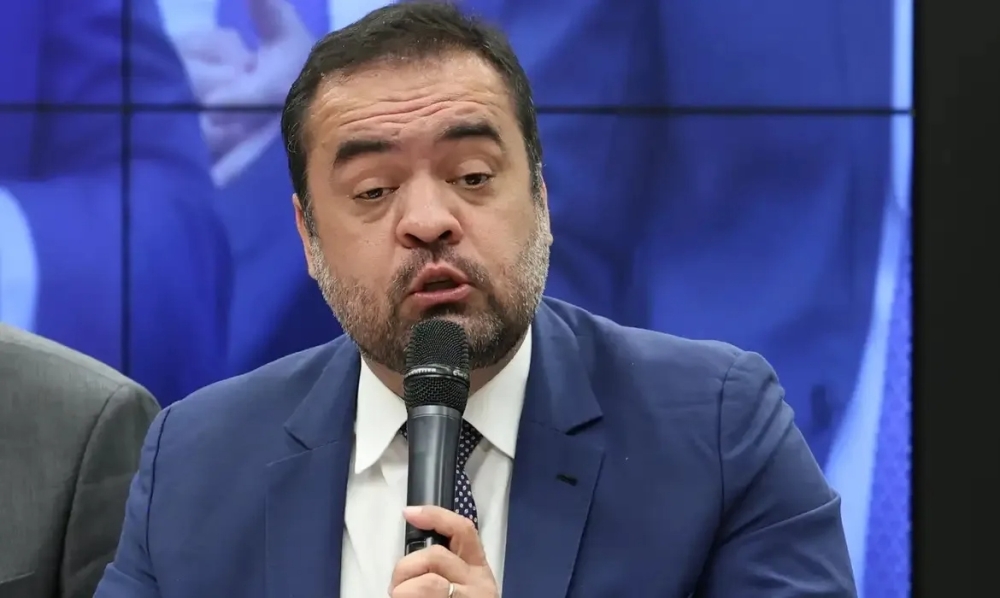 TCE-RJ aponta suspeita de superfaturamento de R$ 3,7 milhões em contrato do governo Cláudio Castro