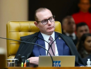 RIO PODE TER NOVAS ELEIÇÕES? Zanin dá cinco dias para TSE se manifestar sobre eleição de Douglas Ruas e possível segundo turno no RJ