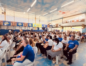 Rio Cidade Criativa forma 1.400 alunos em cerimônia na Unidos da Tijuca