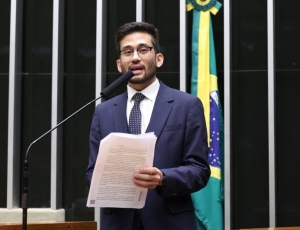 Projeto de Kim Kataguiri propõe fim da exigência de inscrição suplementar na OAB