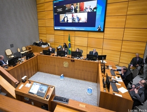 Instâncias ordinárias afastaram a caracterização de união estável
