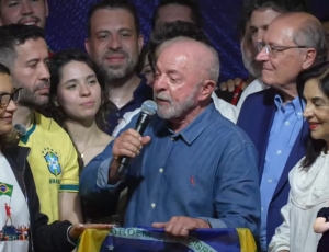 Em 1º discurso, Lula defende regulação das redes e diz que eleição teve ‘intromissão’ de plataformas digitais