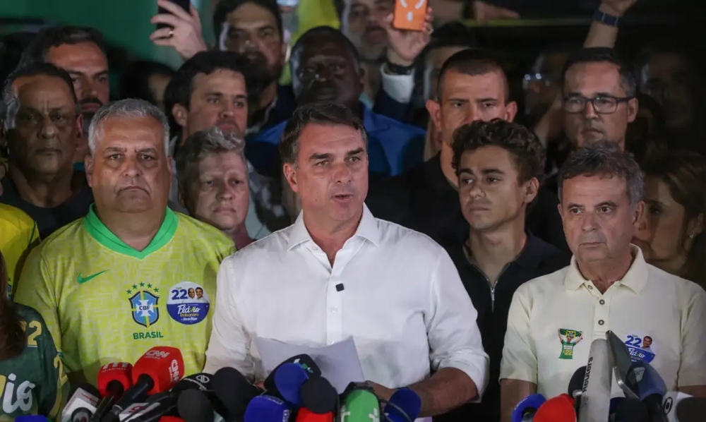 Flávio não reconhece vitória de Lula e diz que pedirá anulação das eleições