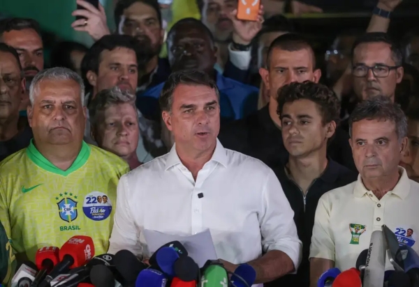 Flávio não reconhece vitória de Lula e diz que pedirá anulação das eleições