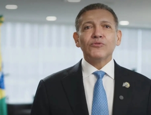 TSE nega acusação de Flávio sobre expulsão de fiscais de sala-cofre
