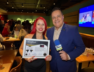 Maria Júlia recebe prêmio Melhores do Ano e revela o protocolo por trás de um liso que não destrói o fio