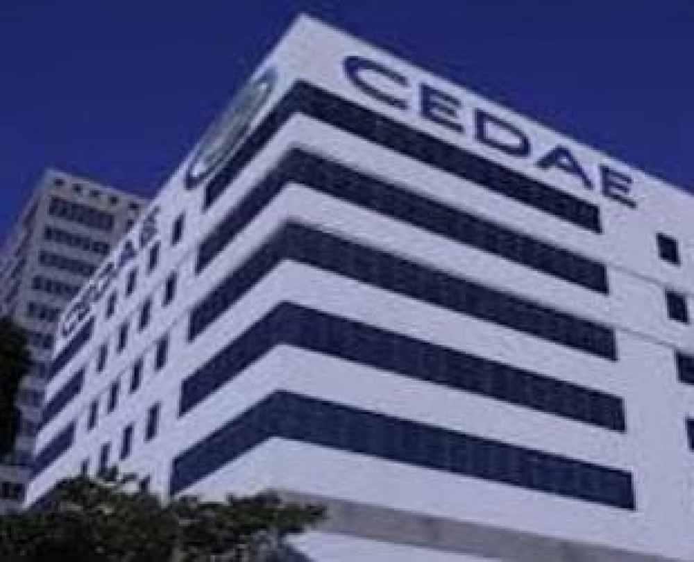 Cedae reconhece contratos sem cobertura e propõe ao TCE-RJ cronograma de regularização