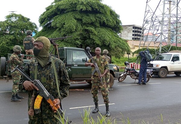 Golpe militar transforma Guiné em país caótico 