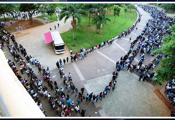 Acabou a mamata (do povo): país tem recorde 30 milhões de pessoas vivendo com um salário mínimo