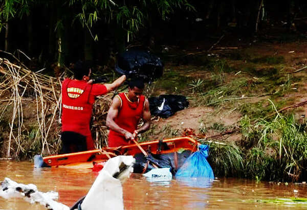 Capitólio: bombeiros encontram outra vítima e nº de mortos sobe para 8