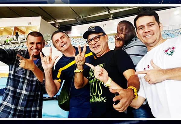 Pivô do esquema de corrupção da rachadinha, Queiroz quer ser o deputado mais votado do Rio com apoio do clã Bolsonaro