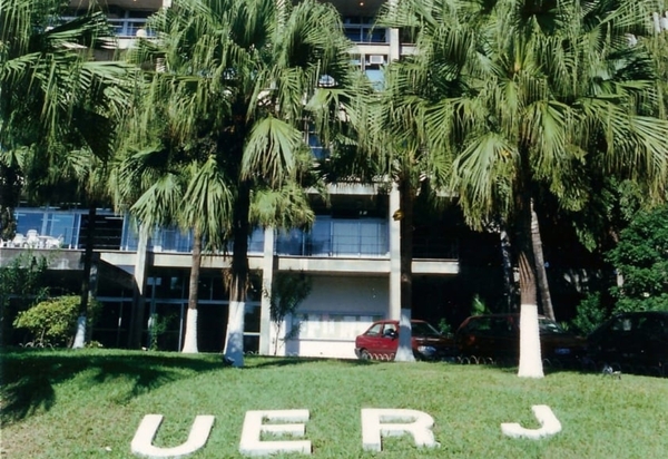 Uerj decide prorrogar retorno das atividades presenciais para 15 de fevereiro