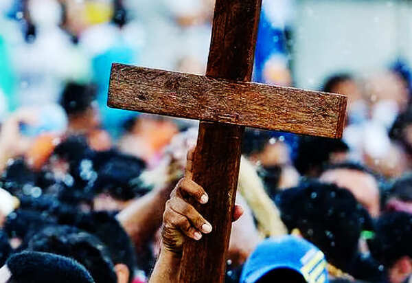 Maioria dos católicos rejeita o governo Bolsonaro, aponta levantamento