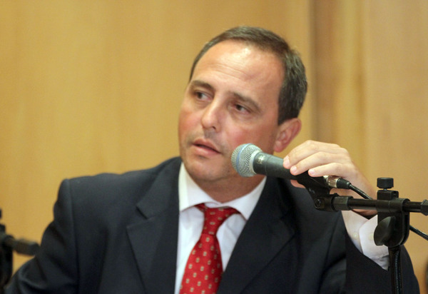 TRE nega registro à candidatura do Deputado Waldeck Carneiro a deputado federal